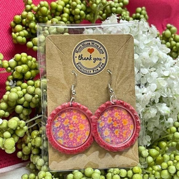 Pink Splash Bottle Cap Retro 60's Dangle Fish-hook Earrings Handcrafted - Picture 1 of 4